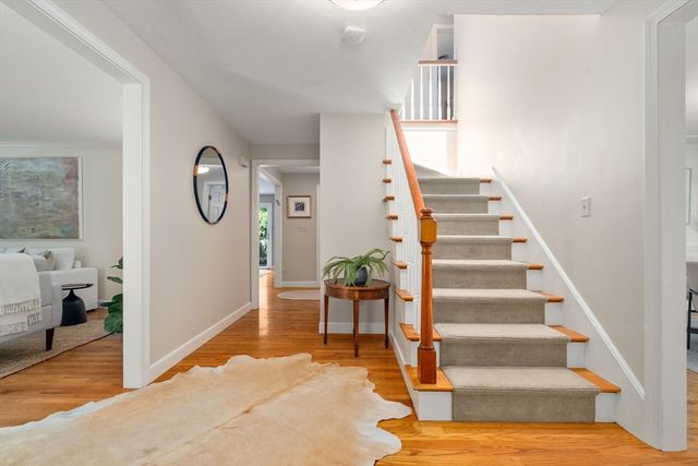 75 Hammond Pond Parkway, Brookline, MA 02467