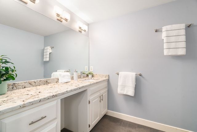 75 Hammond Pond Parkway, Brookline, MA 02467