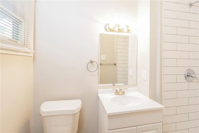 7810 E 112th Street, Kansas City, MO 64134