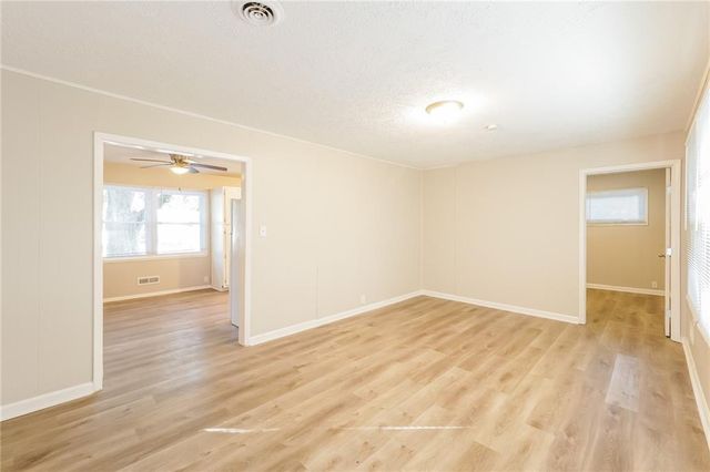 7810 E 112th Street, Kansas City, MO 64134