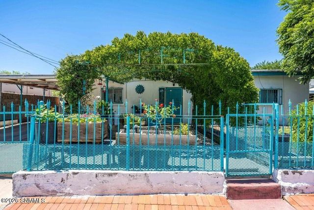 2720 Calle Tercera, Las Cruces, NM 88005