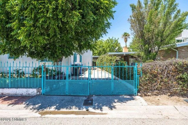 2720 Calle Tercera, Las Cruces, NM 88005