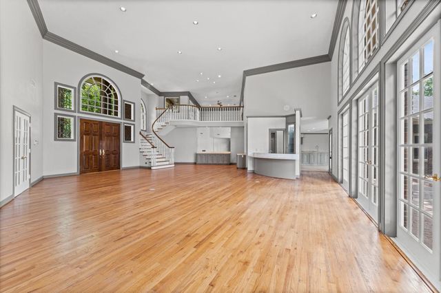 8122 Meadow Crest Street, Houston, TX 77071