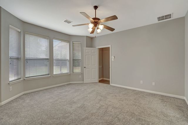 210 Red Bluff Drive, Hickory Creek, TX 75065
