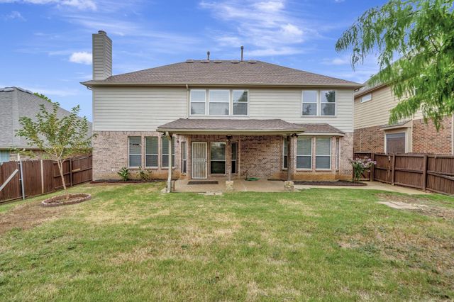 210 Red Bluff Drive, Hickory Creek, TX 75065