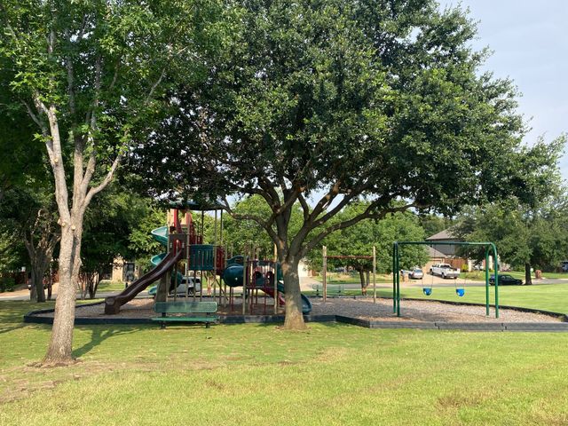 210 Red Bluff Drive, Hickory Creek, TX 75065