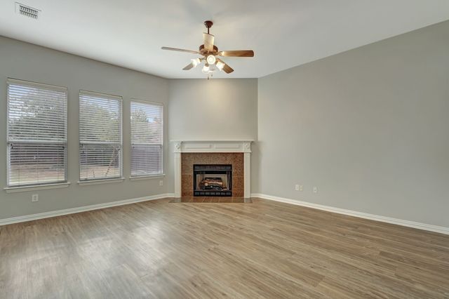 210 Red Bluff Drive, Hickory Creek, TX 75065