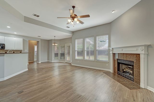 210 Red Bluff Drive, Hickory Creek, TX 75065