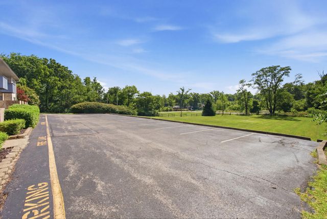 1092 Armstrong Mill Road B, Lexington, KY 40517