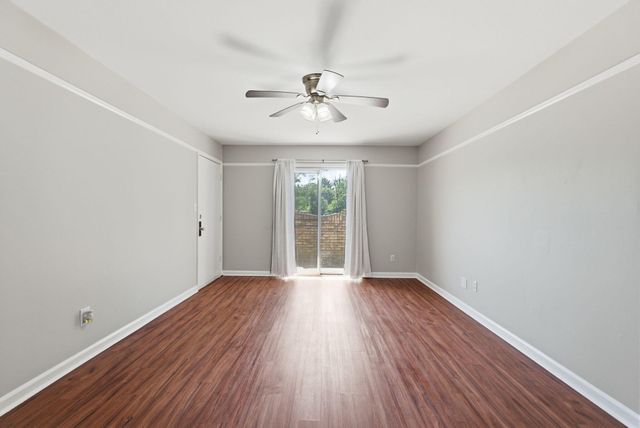 1092 Armstrong Mill Road B, Lexington, KY 40517