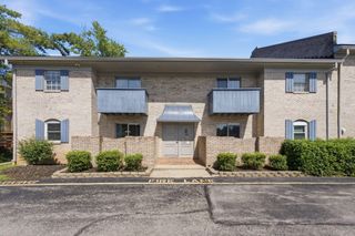 1092 Armstrong Mill Road B, Lexington, KY 40517