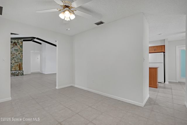 1107 Citrus Avenue NE, Palm Bay, FL 32905