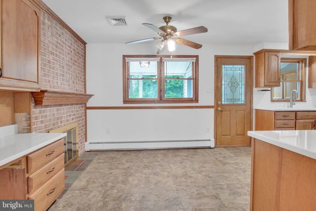 705 SHIELD ST, Harrisburg, PA 17109