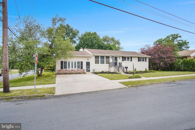 705 SHIELD ST, Harrisburg, PA 17109