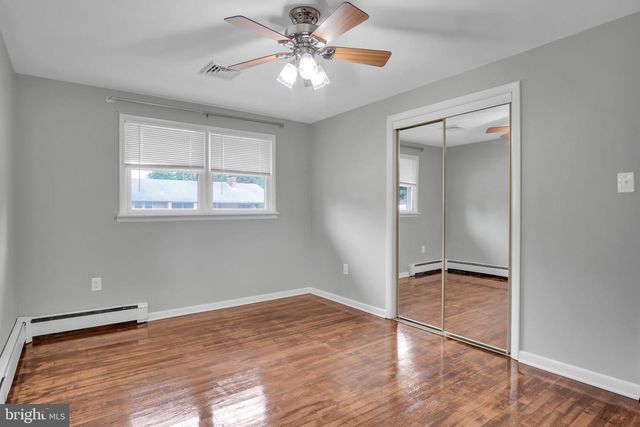 705 SHIELD ST, Harrisburg, PA 17109