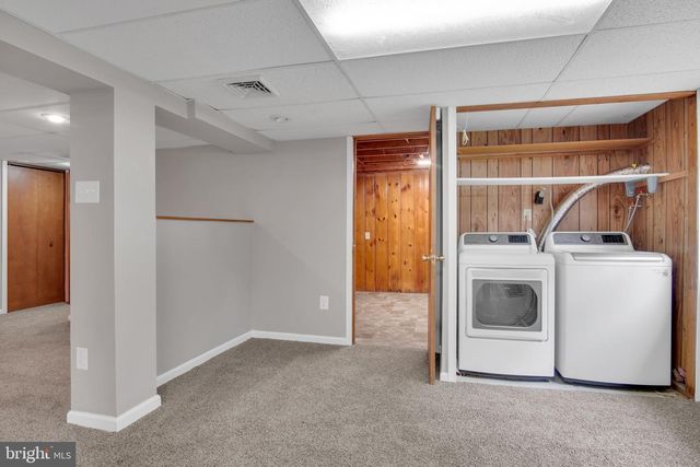 705 SHIELD ST, Harrisburg, PA 17109