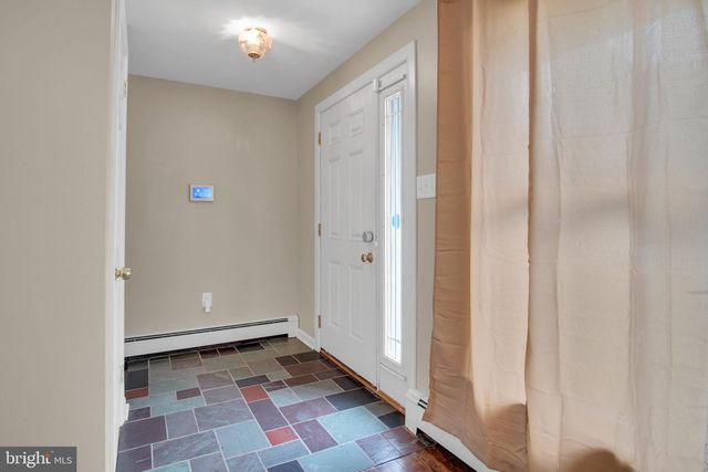 705 SHIELD ST, Harrisburg, PA 17109