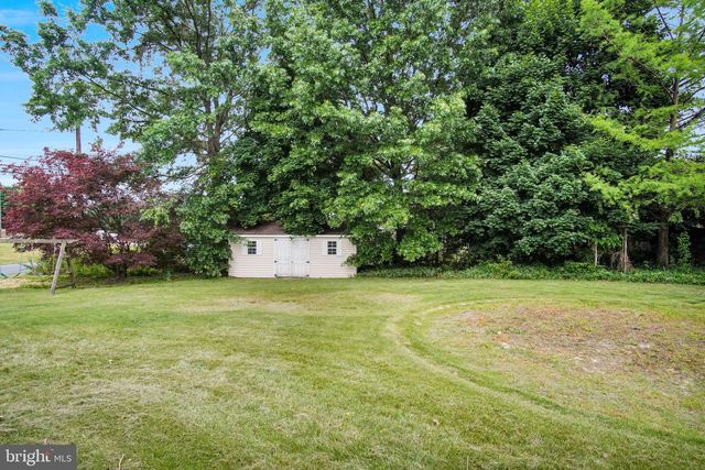705 SHIELD ST, Harrisburg, PA 17109