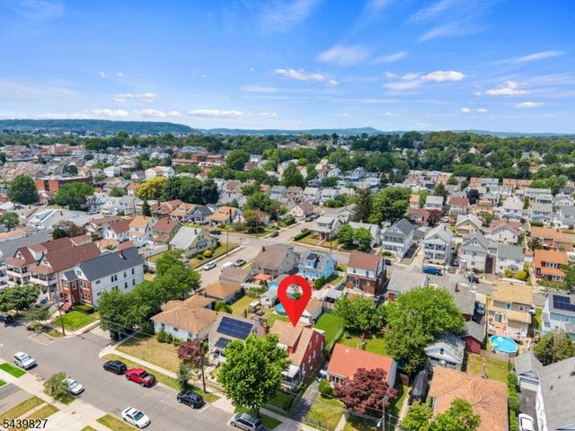 66 Merselis Ave, Clifton City, NJ 07011