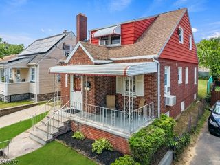 66 Merselis Ave, Clifton City, NJ 07011