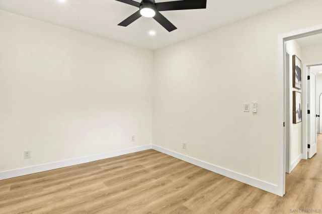5553 Adobe Falls 14, San Diego, CA 92120