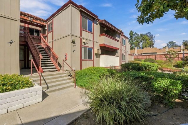 5553 Adobe Falls 14, San Diego, CA 92120