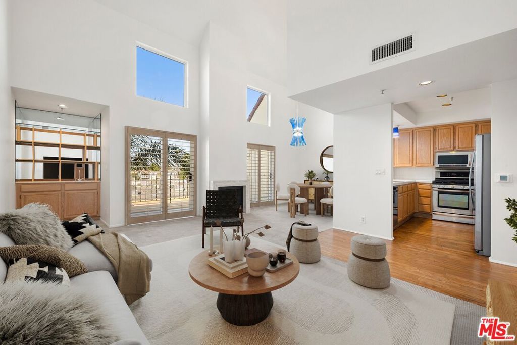 235 Main Street 223, Los Angeles, CA 90291 — photo 2