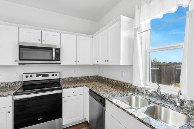 566 Delta CRST, Maxwell, TX 78656