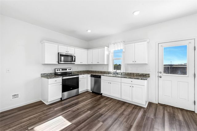 566 Delta CRST, Maxwell, TX 78656