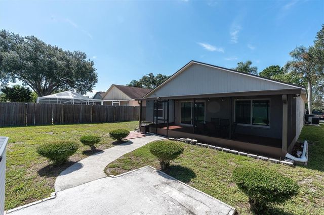 11113 BLOOMINGTON DRIVE, Tampa, FL 33635