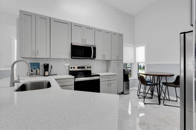 11113 BLOOMINGTON DRIVE, Tampa, FL 33635