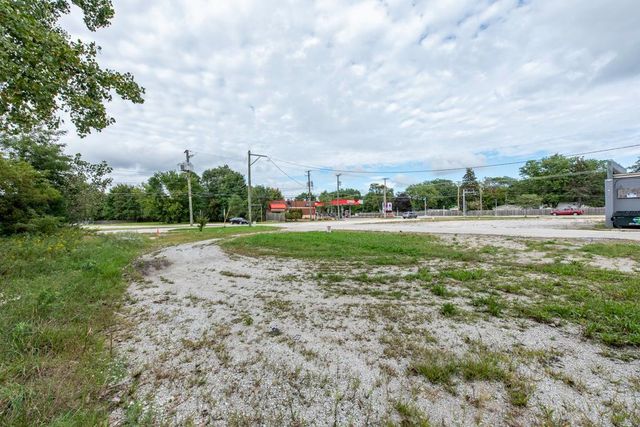 38498 N Sheridan Road, Beach Park, IL 60087