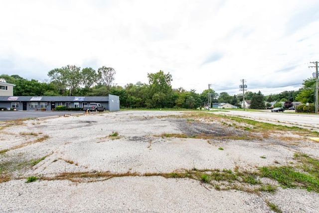 38498 N Sheridan Road, Beach Park, IL 60087