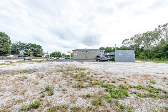 38498 N Sheridan Road, Beach Park, IL 60087
