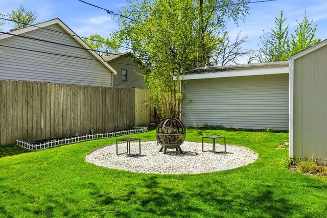 2117 Grouse Lane, Rolling Meadows, IL 60008