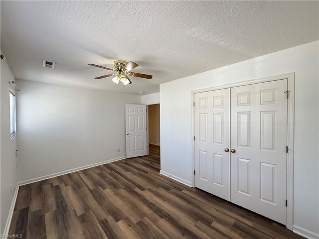 1570 Rockingham Drive, Winston-salem, NC 27103