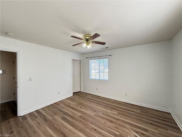 1570 Rockingham Drive, Winston-salem, NC 27103