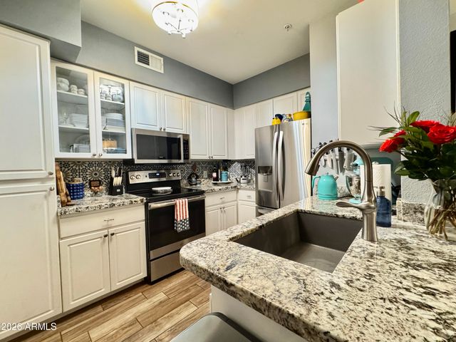 1701 E Colter Street 116, Phoenix, AZ 85016