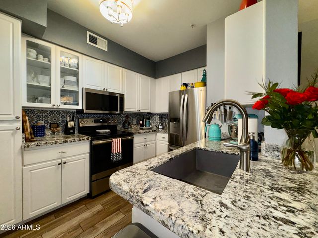 1701 E Colter Street 116, Phoenix, AZ 85016