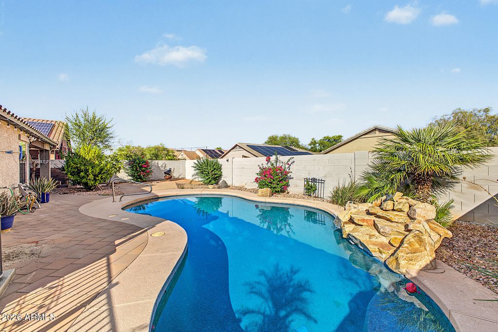 13399 N 177TH Lane, Surprise, AZ 85388 — photo 2