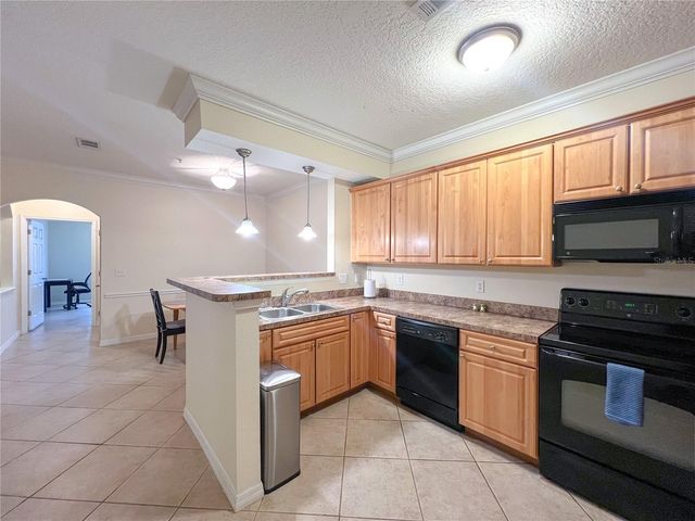 1257 SW 9TH ROAD 106, Gainesville, FL 32601