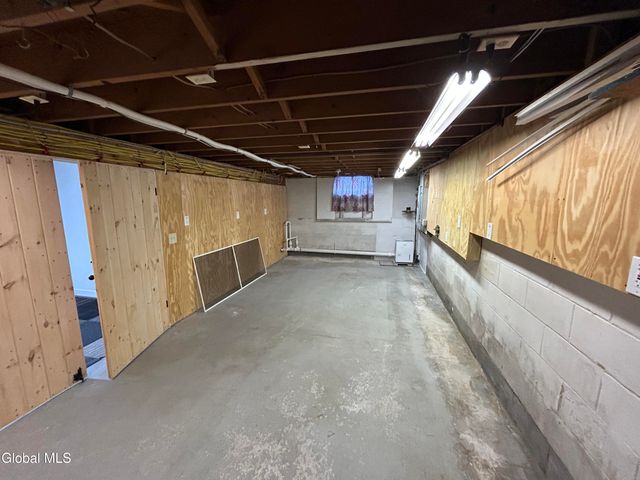 7 Patton Drive, Glens Falls, NY 12801