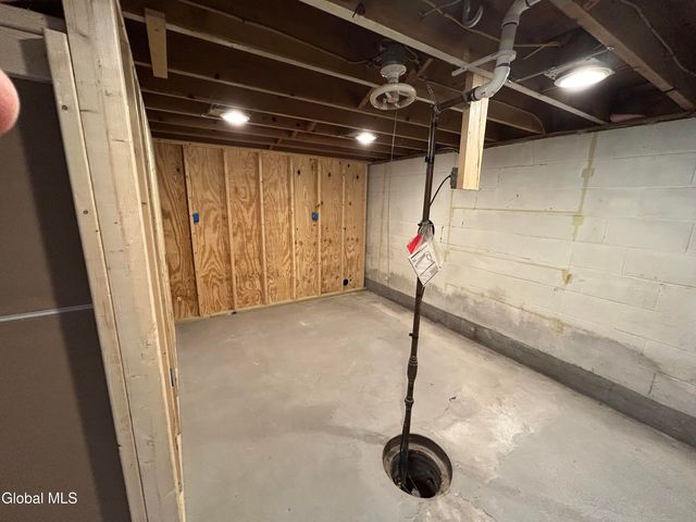 7 Patton Drive, Glens Falls, NY 12801