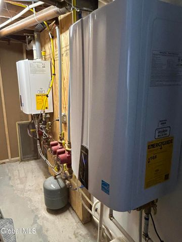 7 Patton Drive, Glens Falls, NY 12801