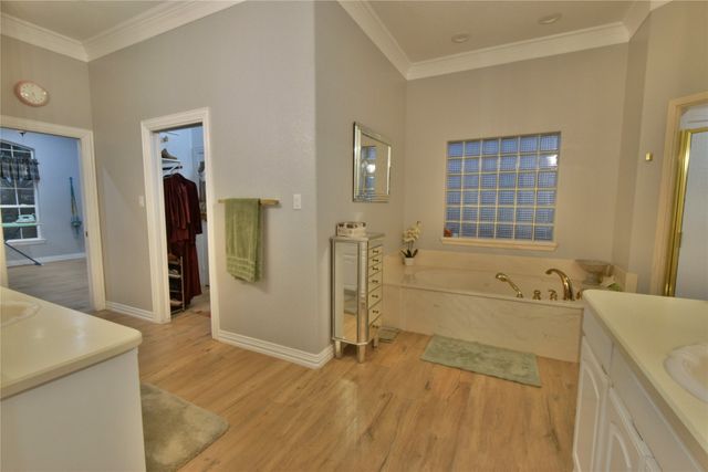 9908 Air Park Drive, Granbury, TX 76049