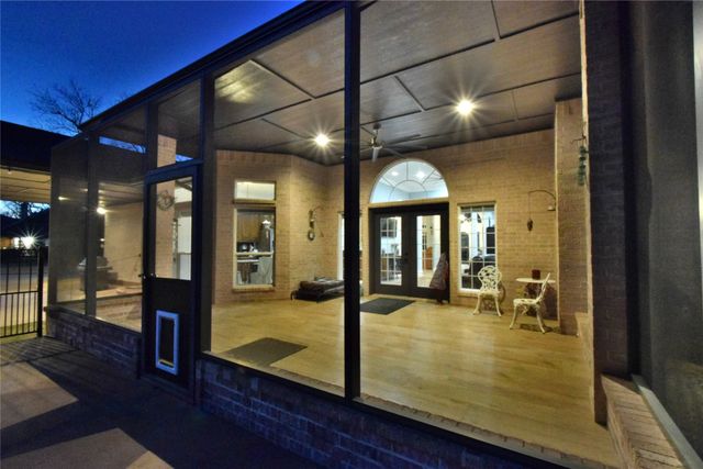 9908 Air Park Drive, Granbury, TX 76049