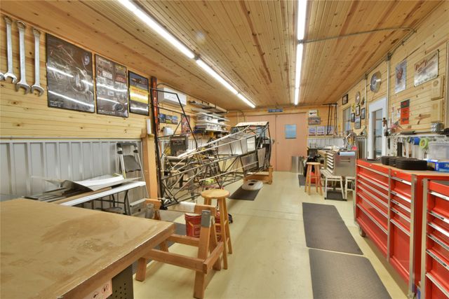 9908 Air Park Drive, Granbury, TX 76049