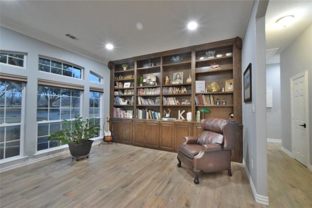 9908 Air Park Drive, Granbury, TX 76049