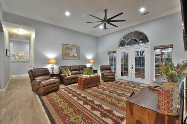 9908 Air Park Drive, Granbury, TX 76049