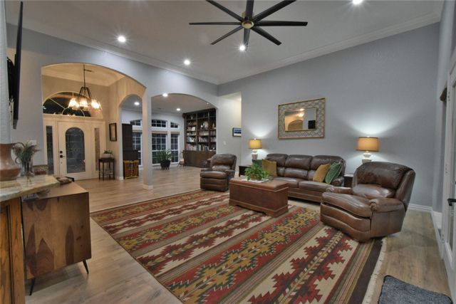 9908 Air Park Drive, Granbury, TX 76049